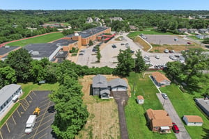 156 Reading Ave-S0206-047.jpg