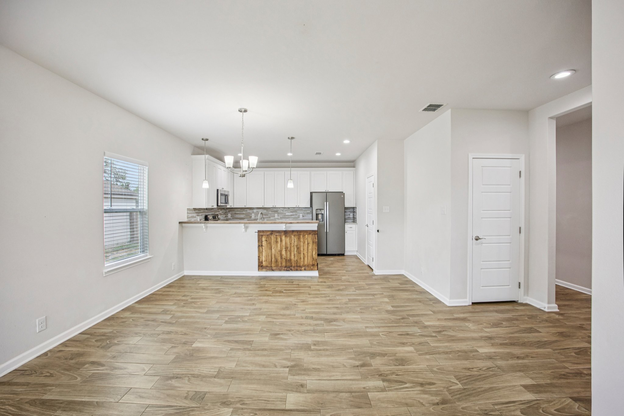 Remington Rd-S1004-010.jpg