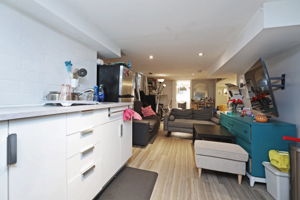  Photo 49