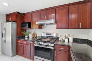 013_F8_1560 Chihong Dr