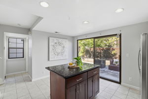 014_F8_1560 Chihong Dr