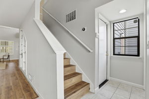 020_F8_1560 Chihong Dr
