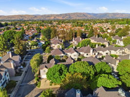 004_F8_AERIAL_1560 Chihong Dr