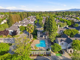 022_F8_AERIAL_1560 Chihong Dr