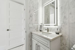 Guest Bathroom En Suite