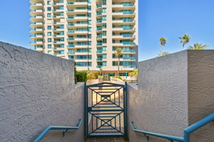 Main Level Patio Gate to Walkways & Outdoor Amenities