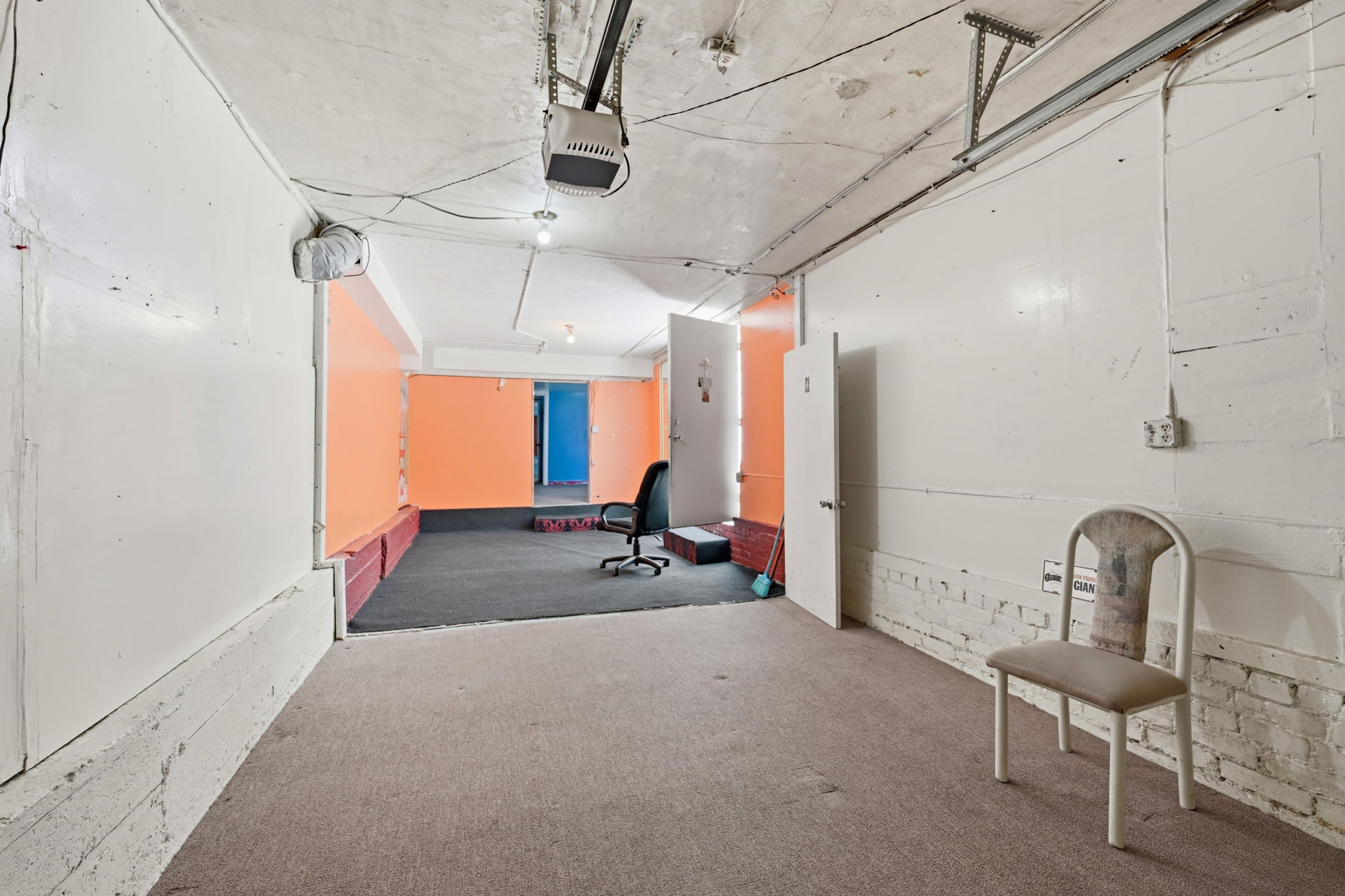  Photo 41