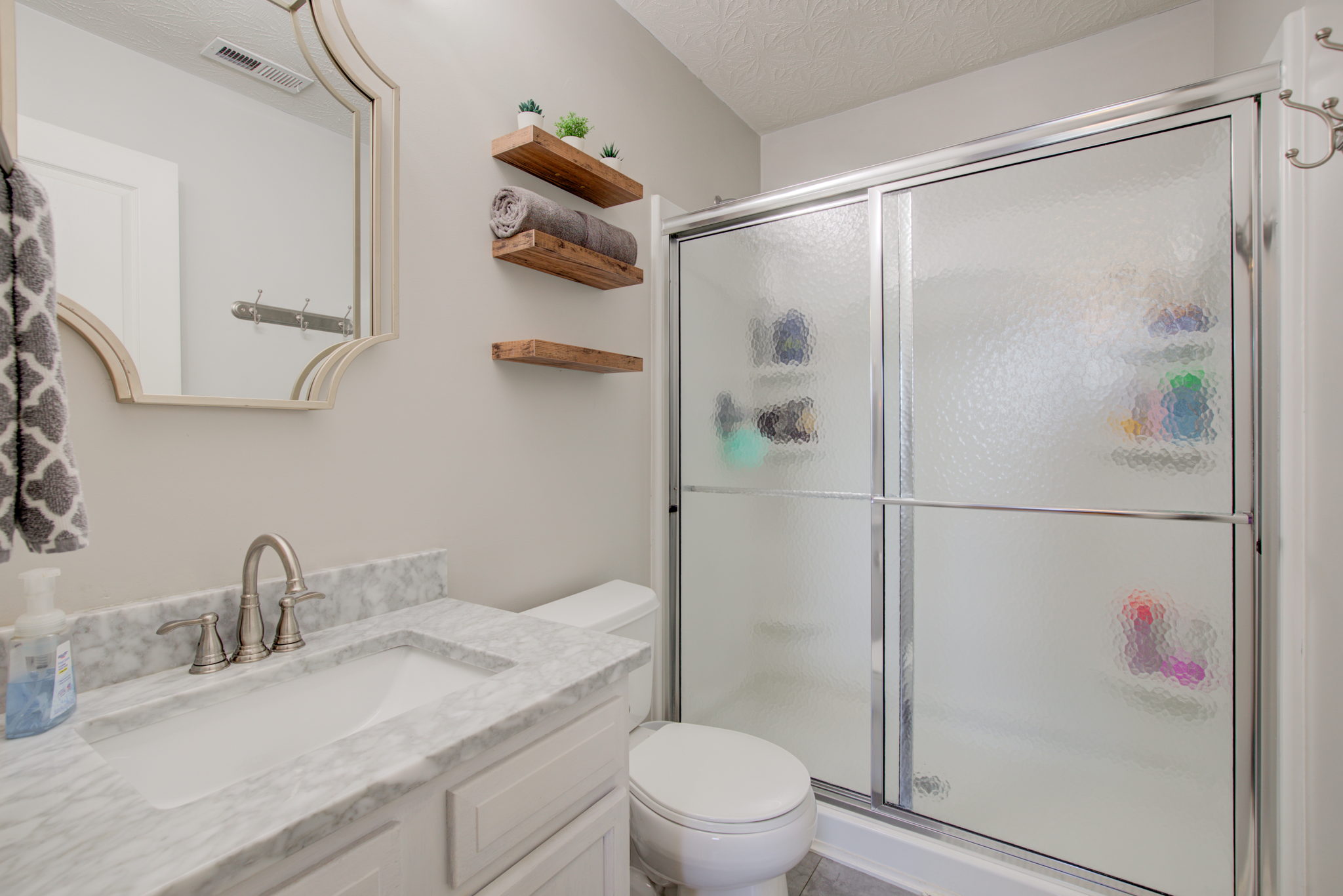 22 Bedroom1 En Suite Bathroom