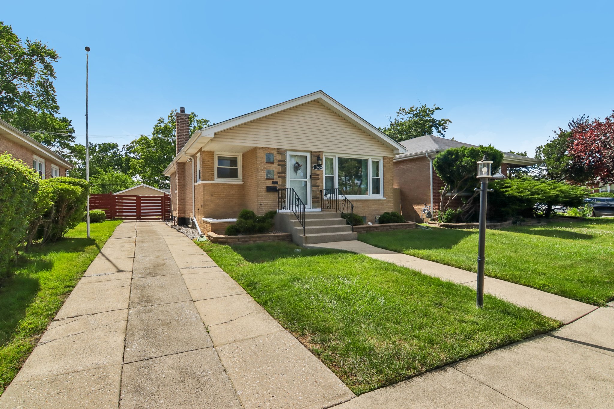 Ingleside Ave-S1406-003.jpg