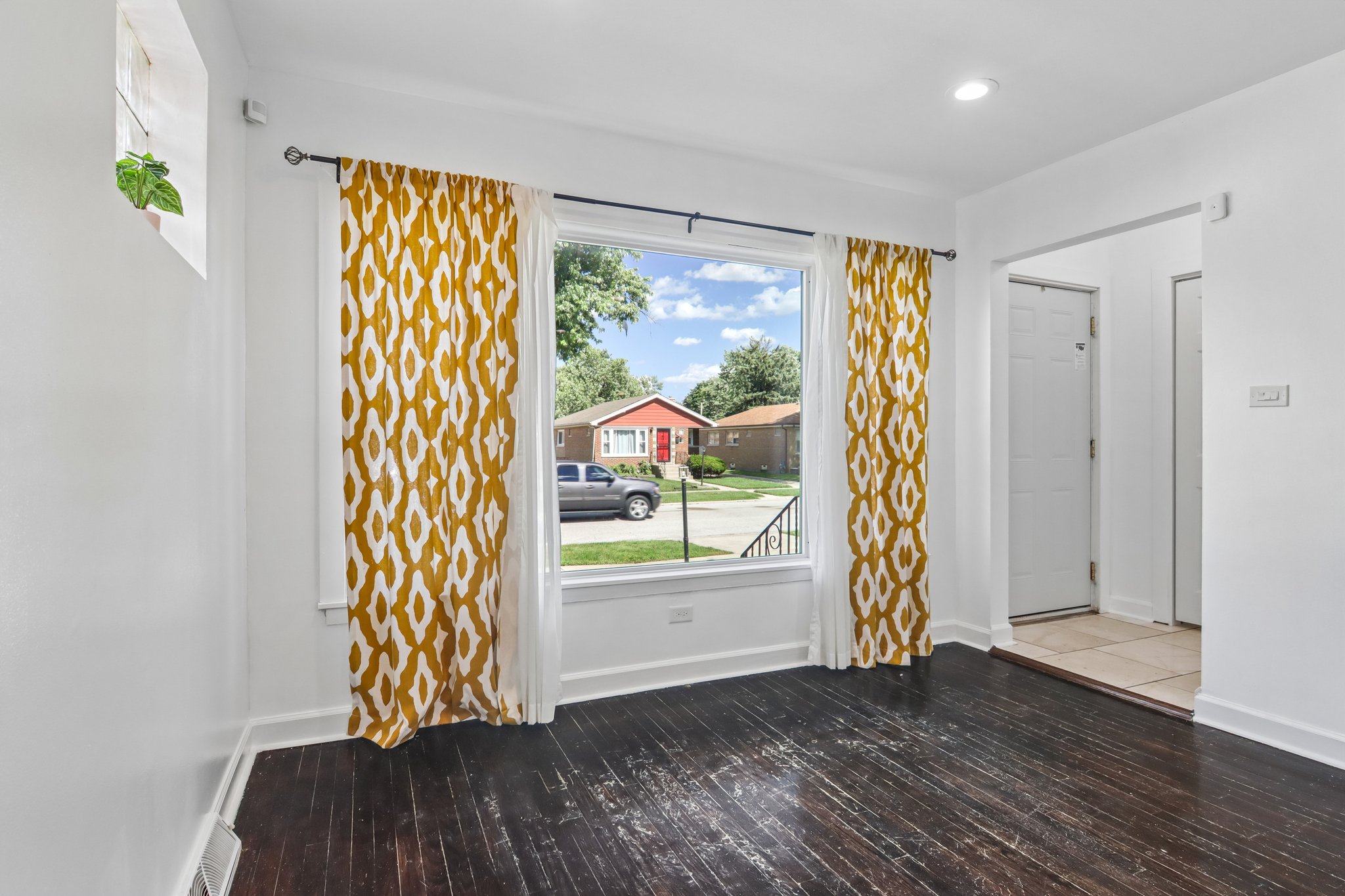 Ingleside Ave-S1406-006.jpg