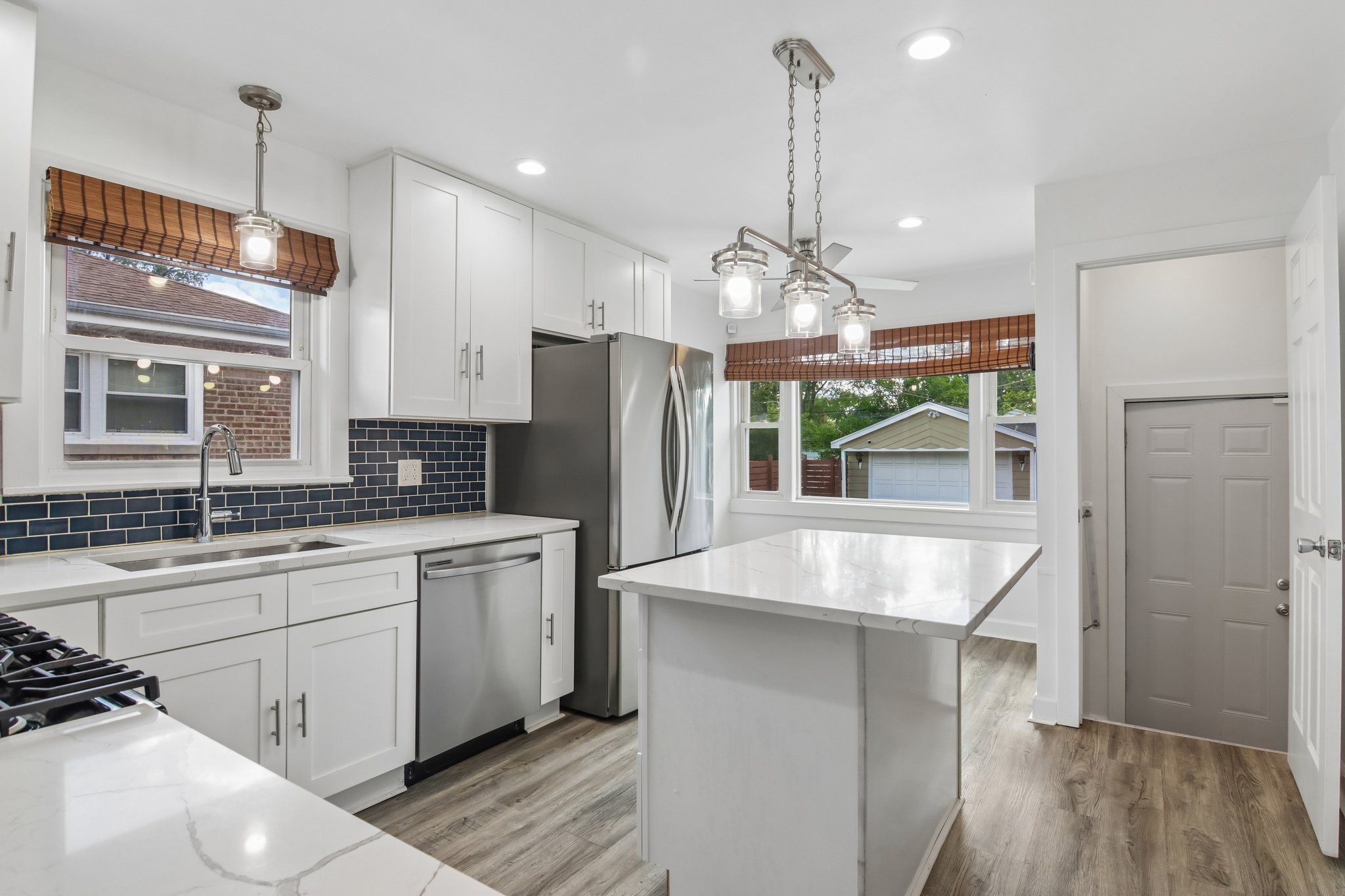 Ingleside Ave-S1406-012.jpg