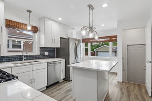 Ingleside Ave-S1406-012.jpg
