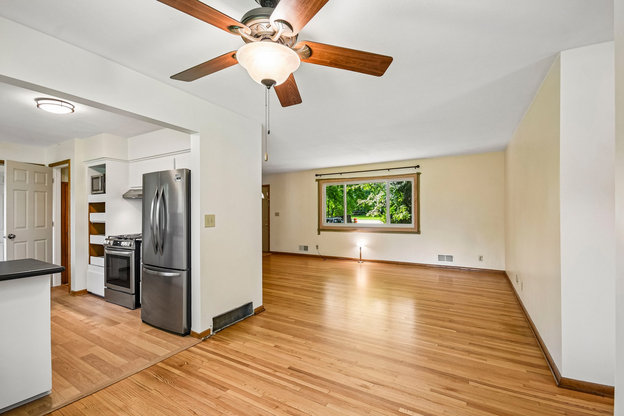 Minnetonka Blvd-S3006-012.jpg
