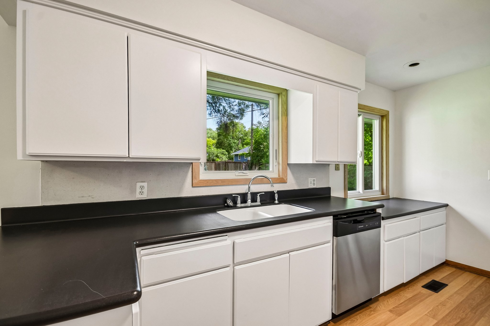 Minnetonka Blvd-S3006-014.jpg