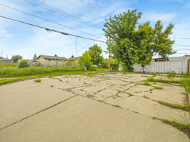  Photo 31