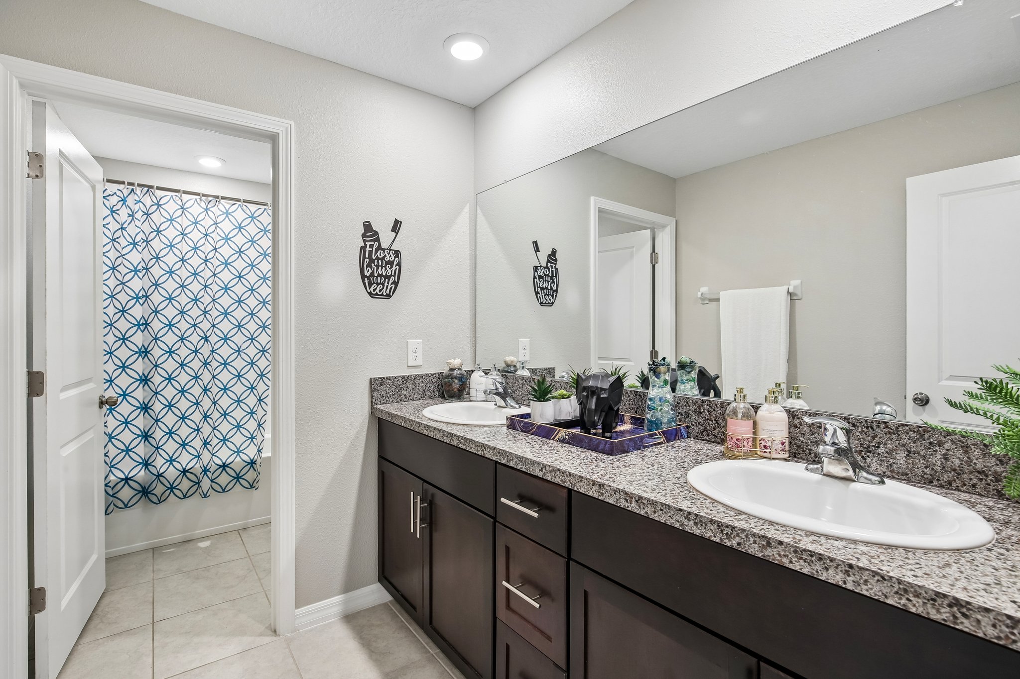 Miller Creek Dr-S1105-030.jpg