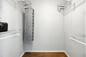  Photo 30