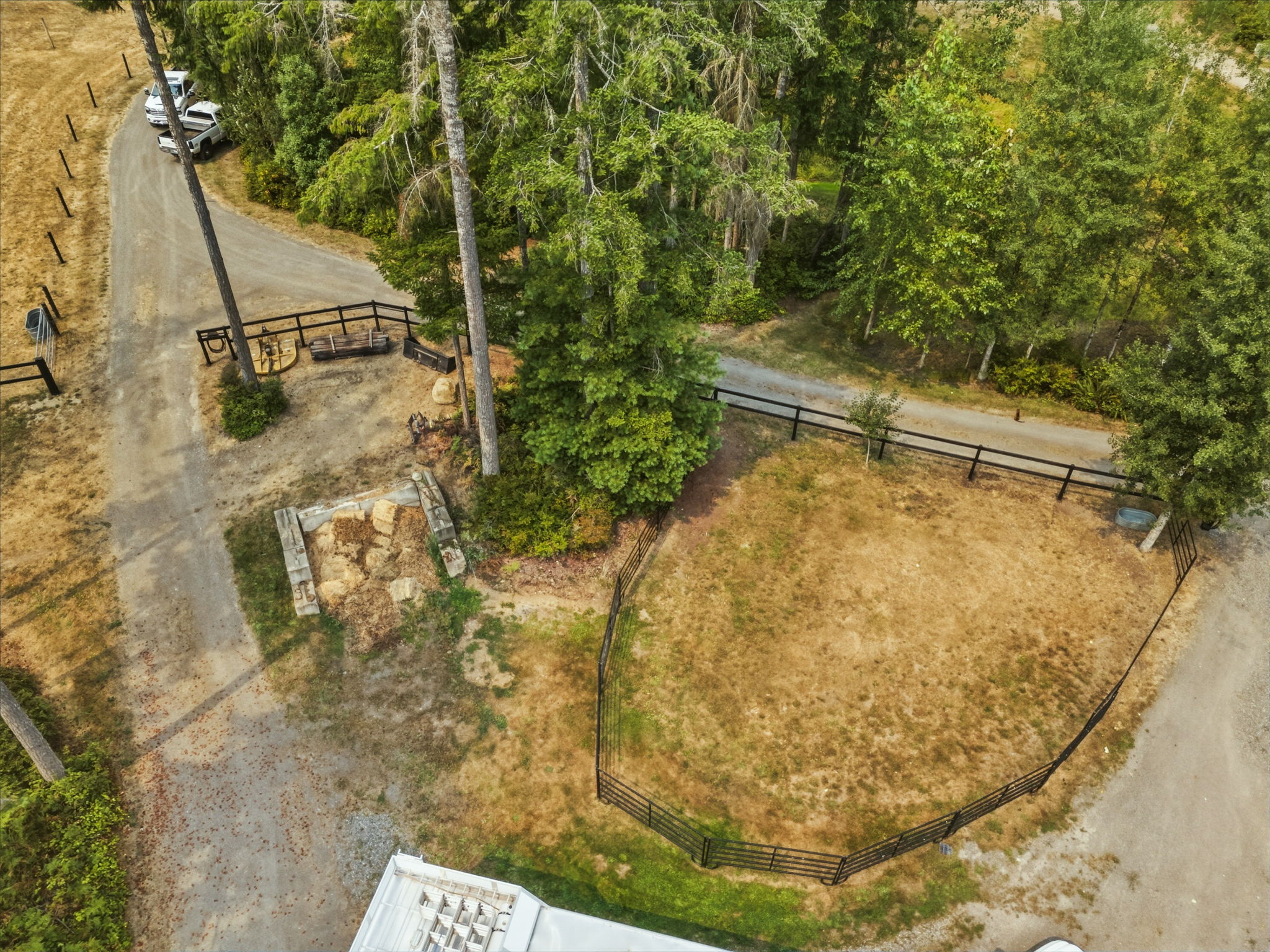  Photo 53