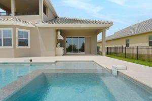  Photo 44