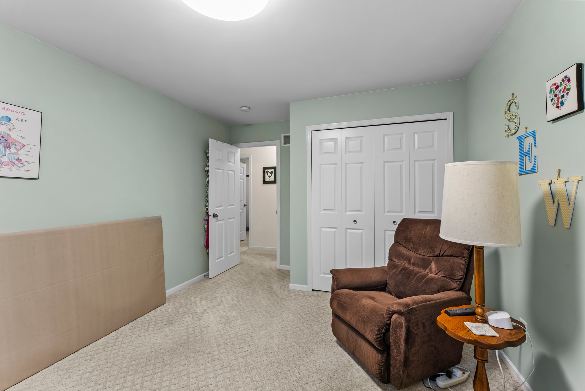  Photo 46