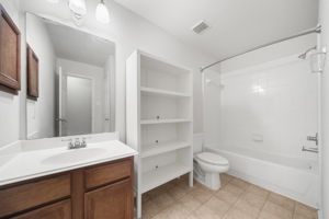  Photo 23