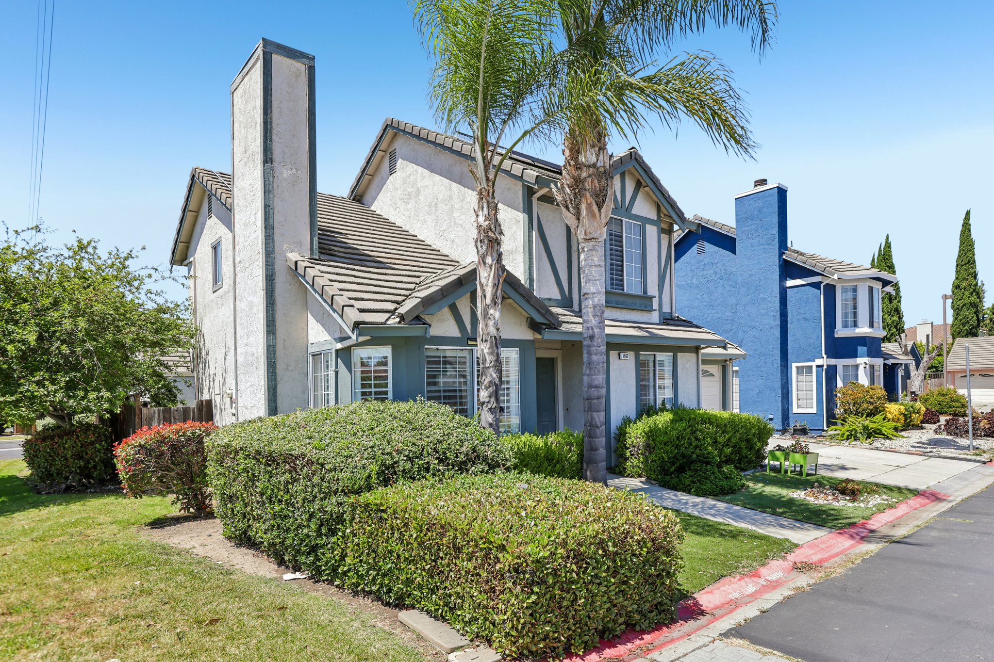 Clampett Way-S2005-002.jpg