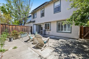 Clampett Way-S2005-042.jpg