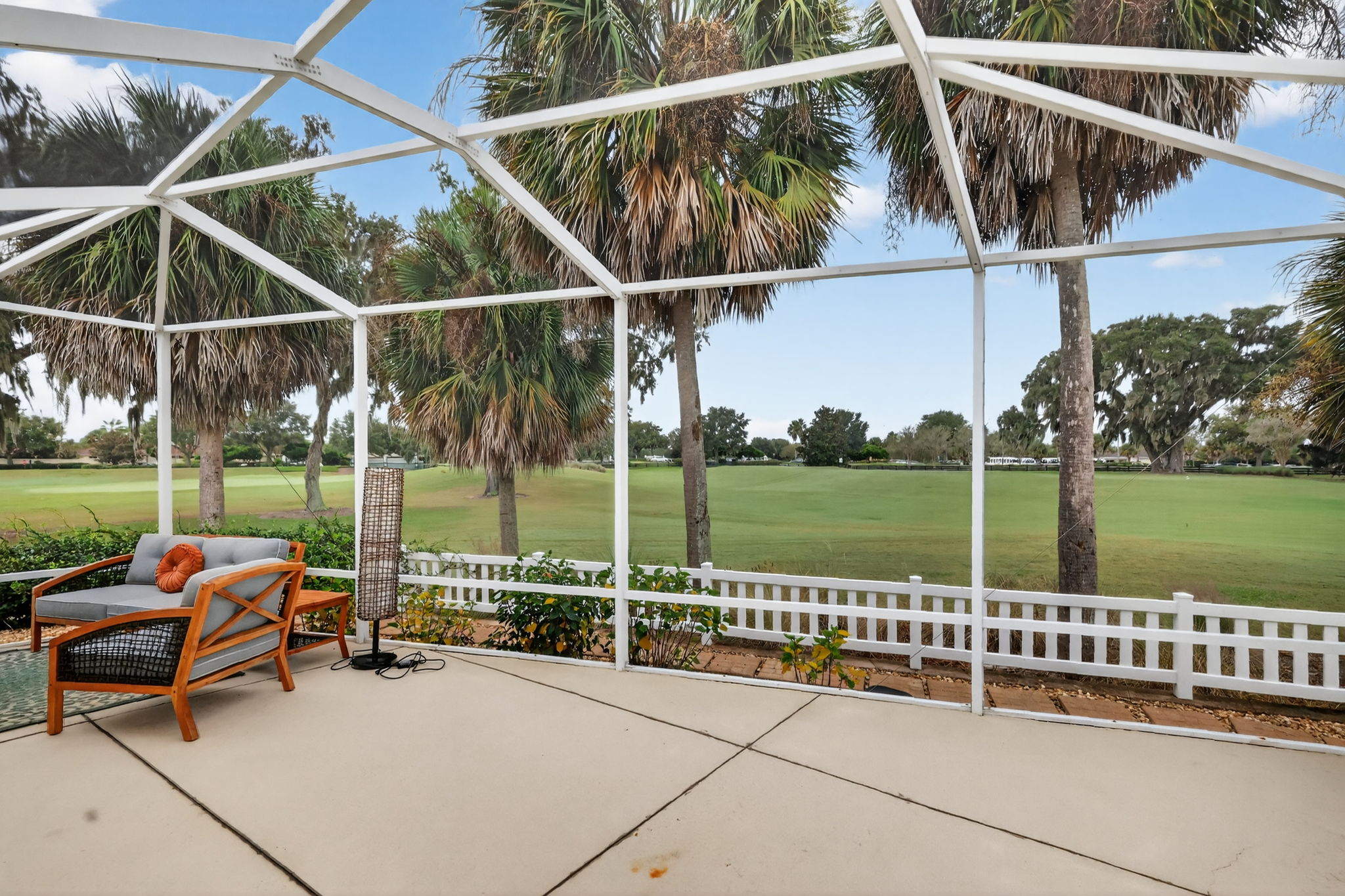 Extended Birdcage