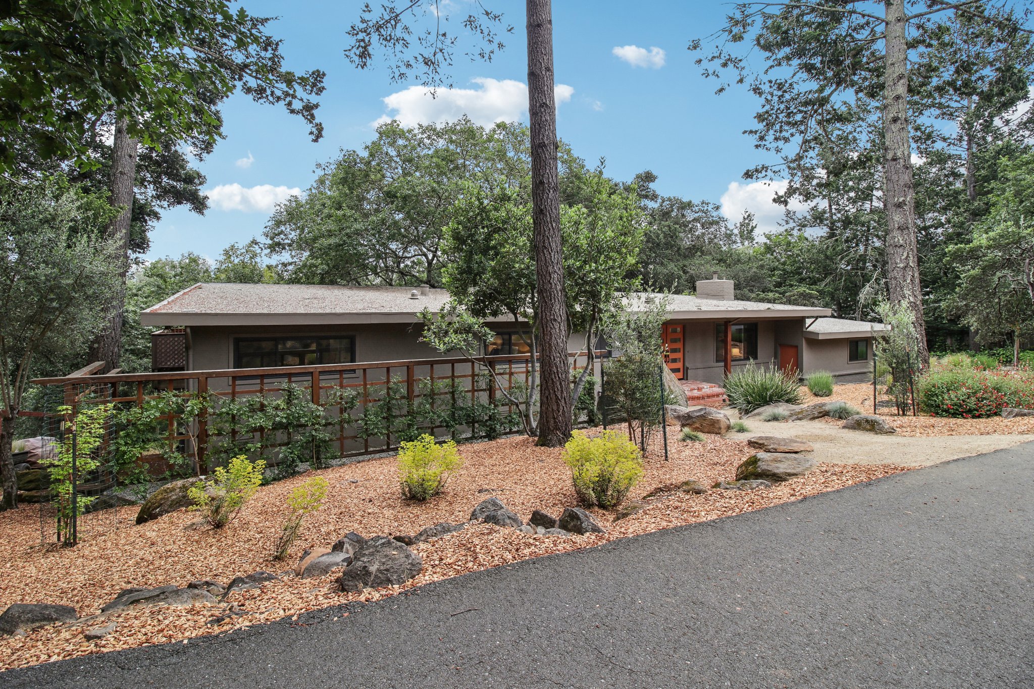 Manzanita Ave-0805-007.jpg