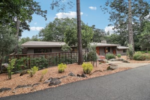 Manzanita Ave-0805-007.jpg