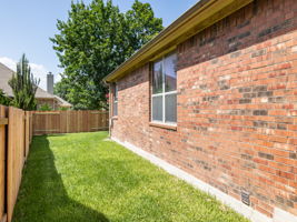  Photo 31