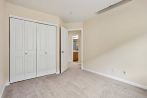 36 Ave SE-S0907-027.jpg