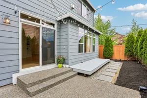 36 Ave SE-S0907-039.jpg