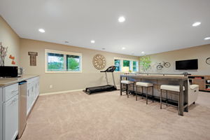  Photo 48