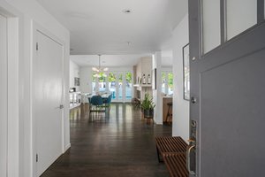 1563 N Doheny Drive-6.jpg