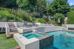 1563 N Doheny Drive-54.jpg