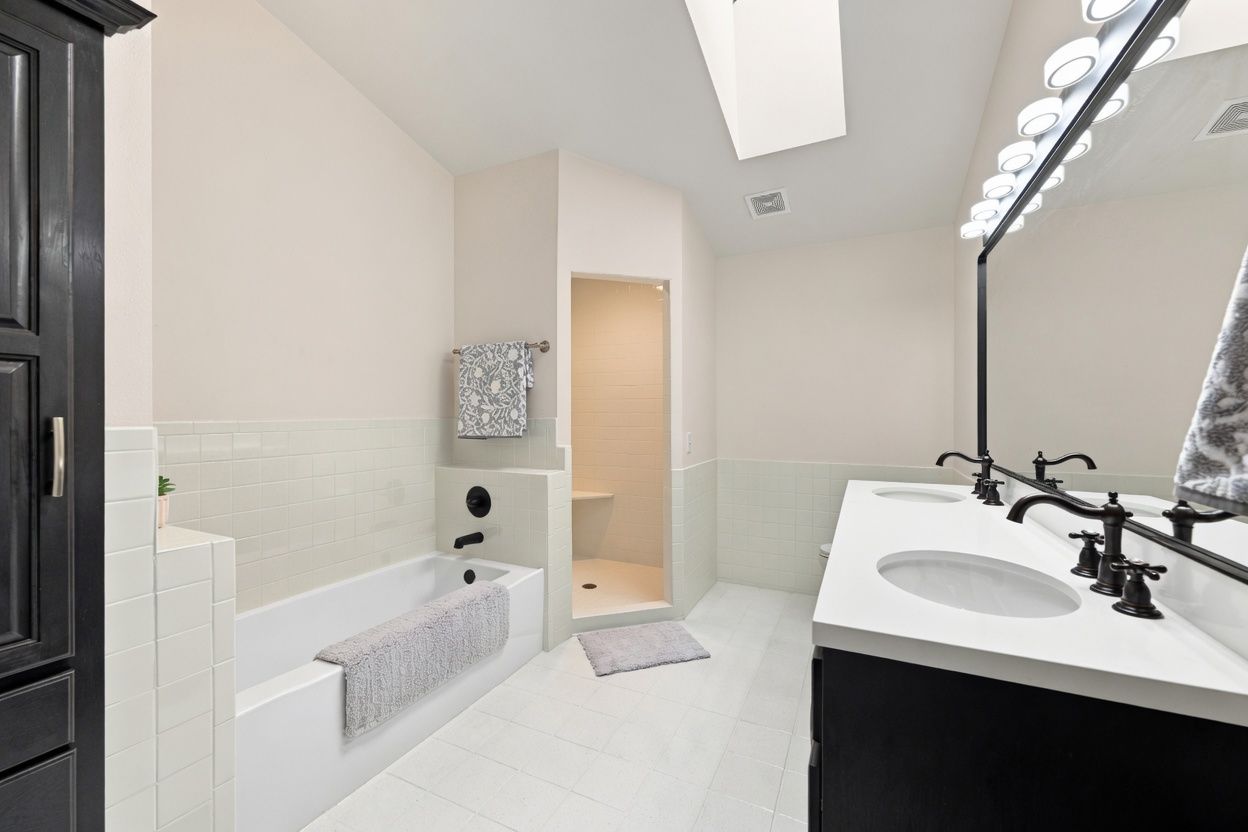 Private Primary Bath