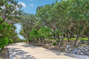 Escarpment Oak-2105-002.jpg