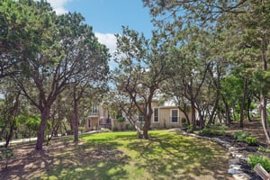 Escarpment Oak-2105-003.jpg