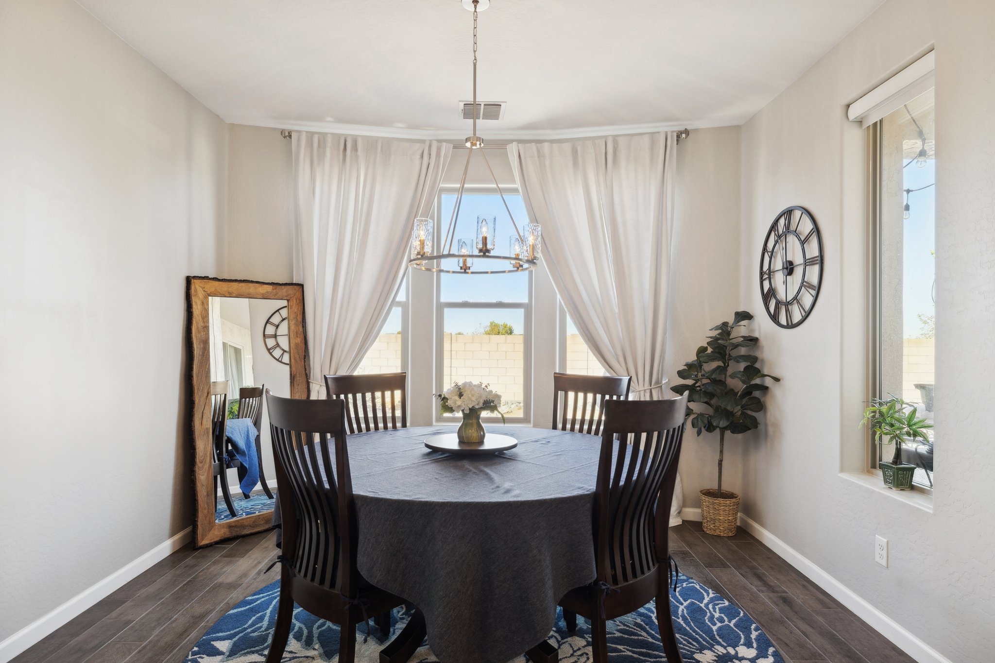 1564 E Yorkshire Ave - 011.jpg