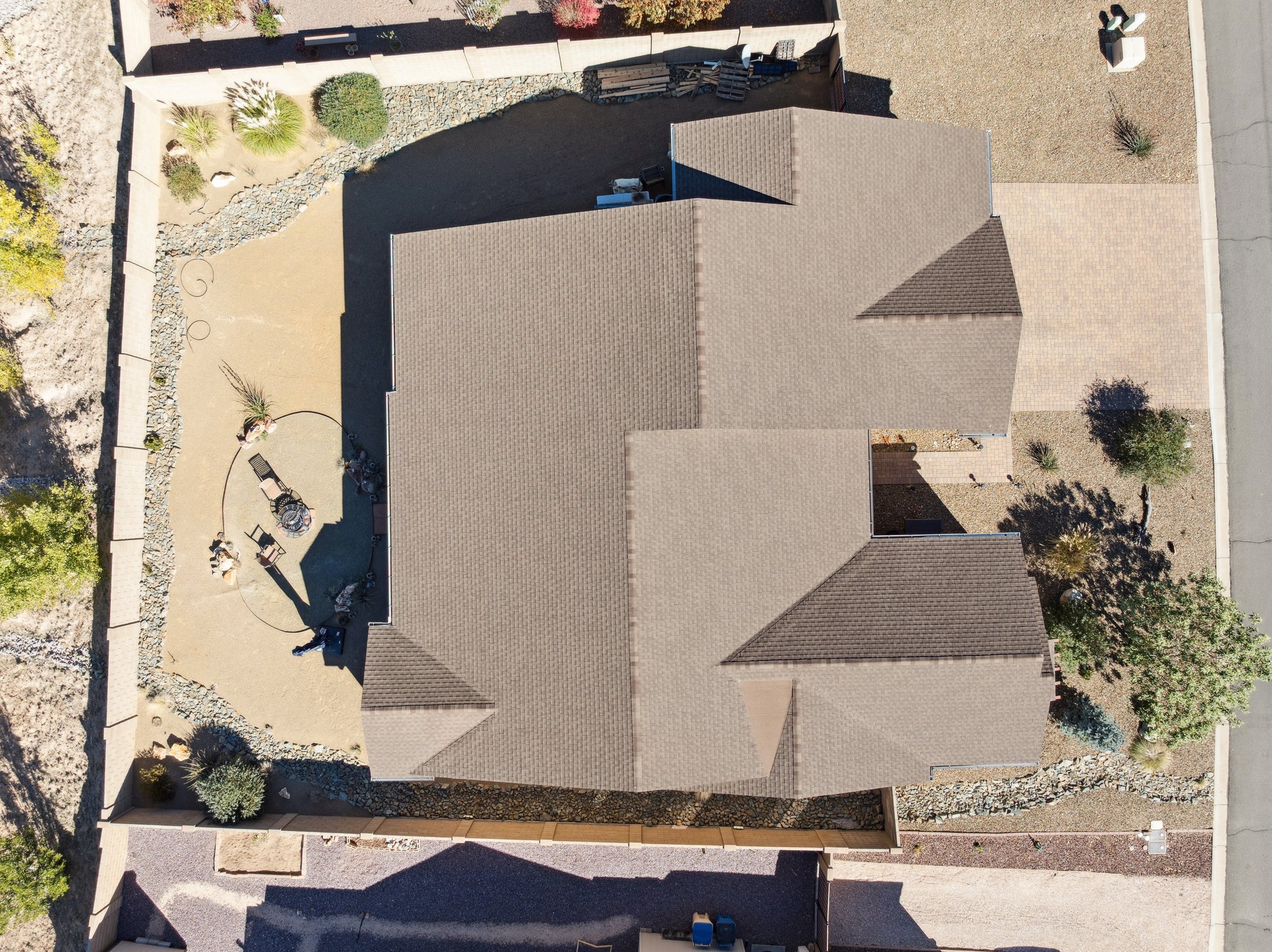 1564 E Yorkshire Ave - 011 (2).jpg