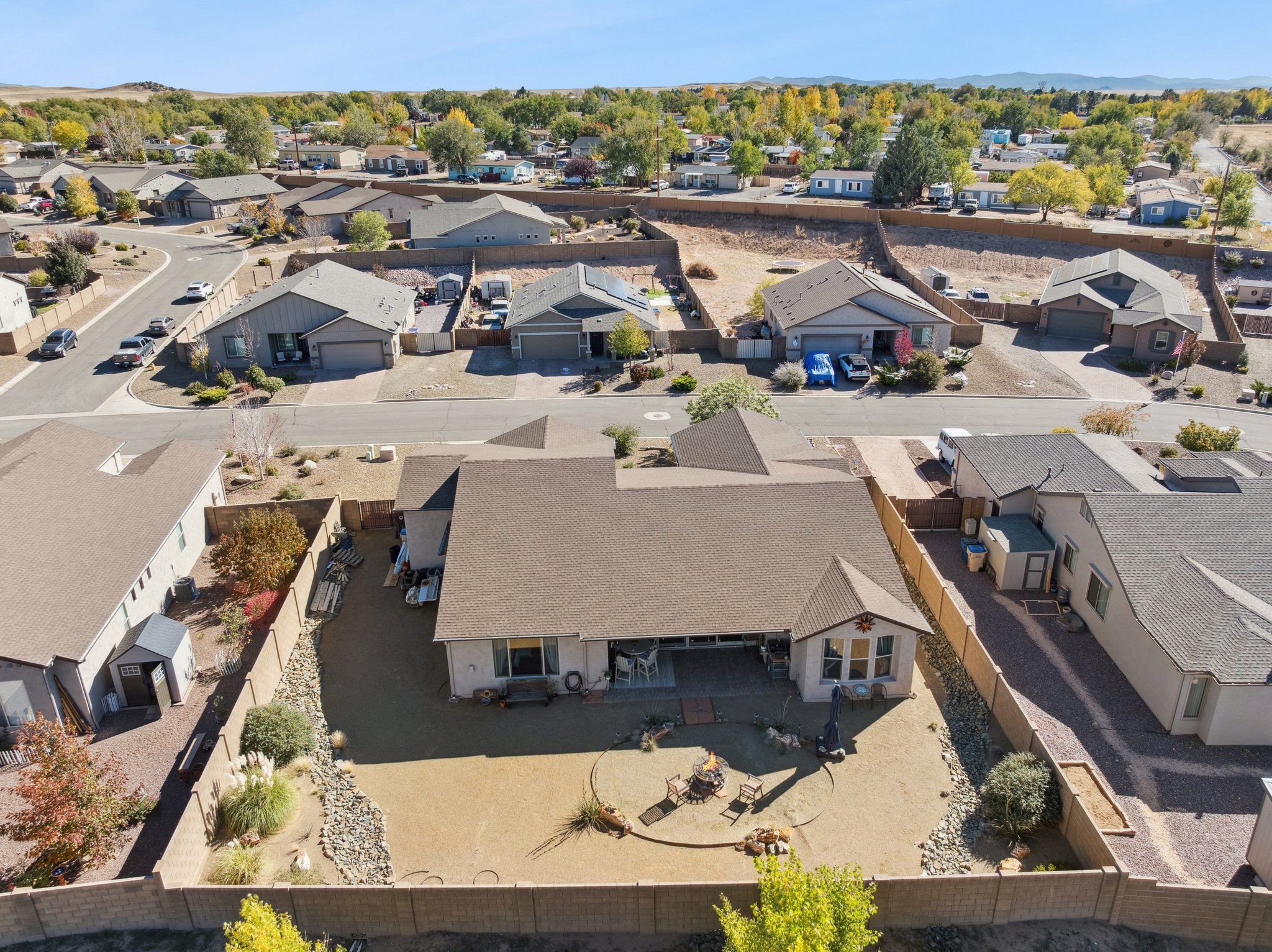 1564 E Yorkshire Ave - 012 (2).jpg