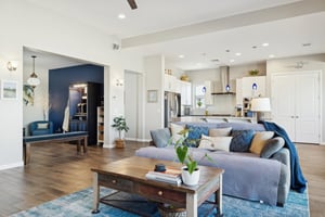 1564 E Yorkshire Ave - 003.jpg