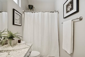 1564 E Yorkshire Ave - 026.jpg