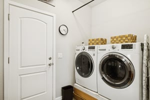 1564 E Yorkshire Ave - 028.jpg