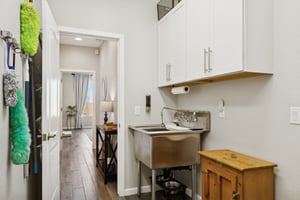 1564 E Yorkshire Ave - 030.jpg