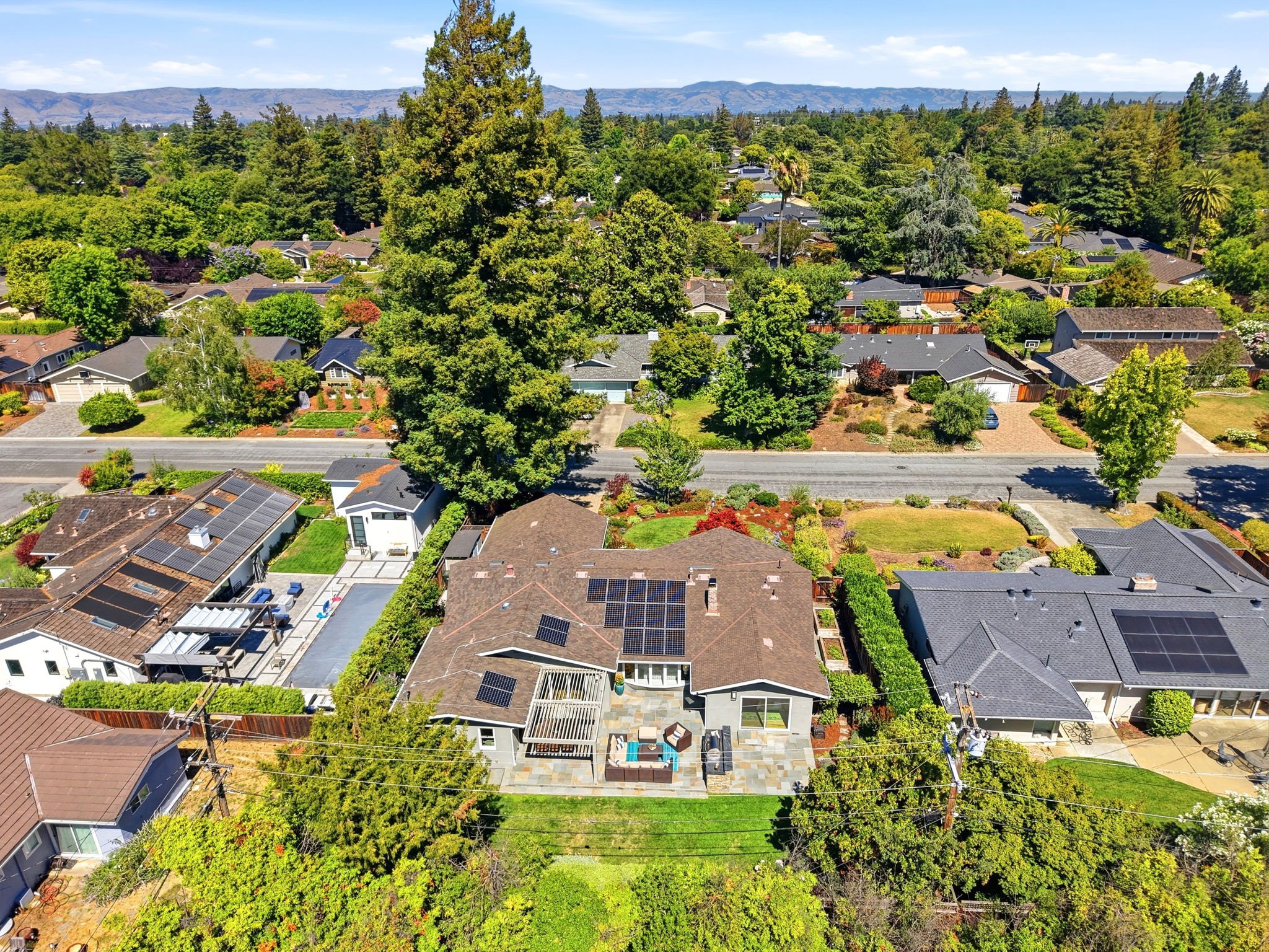 013_F8_AERIAL_1564 Wessex Ave