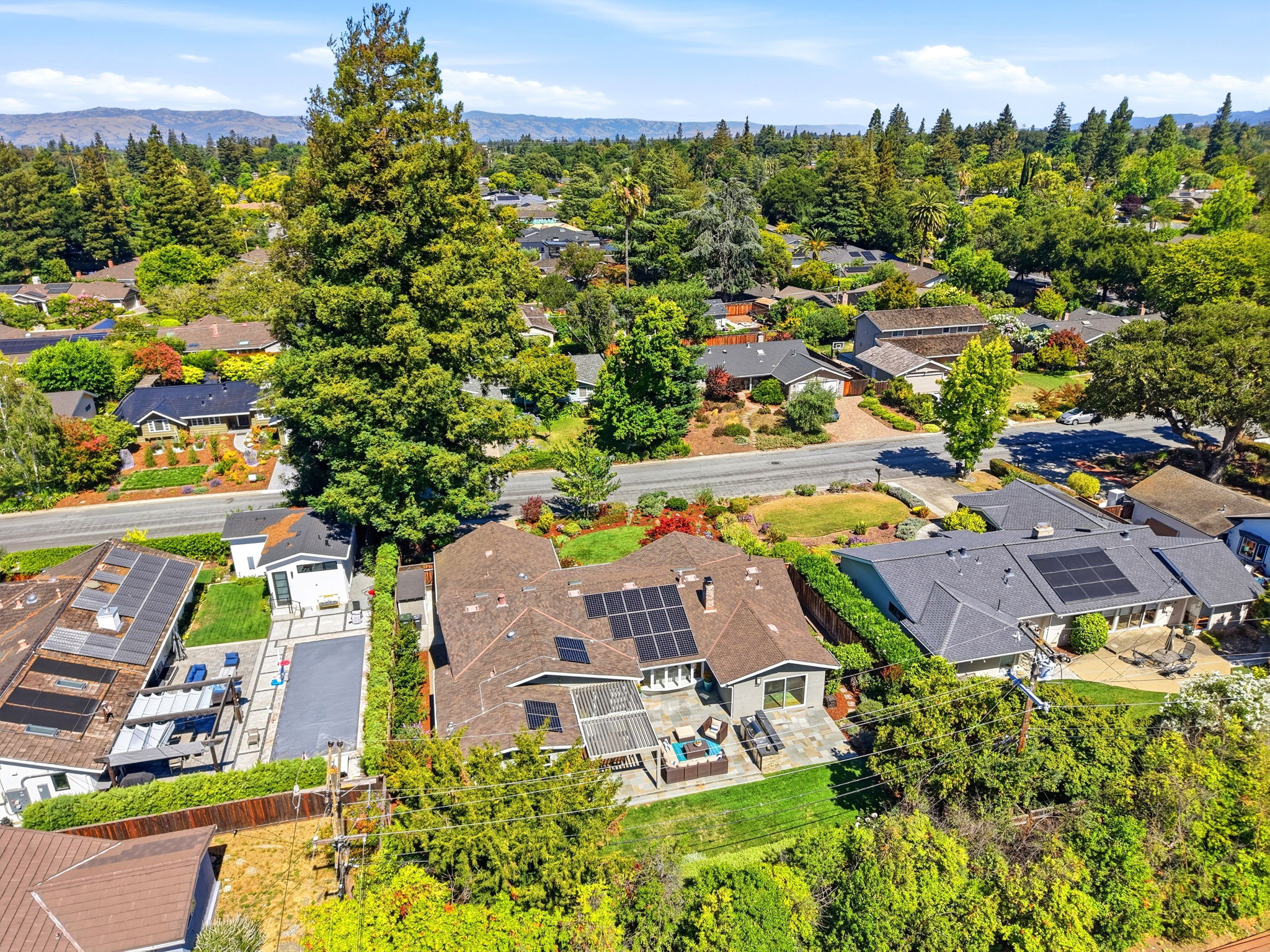 014_F8_AERIAL_1564 Wessex Ave