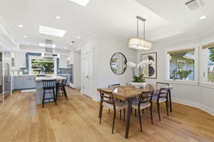 014_F8_1564 Wessex Ave
