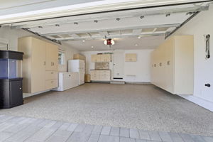 035_F8_1564 Wessex Ave